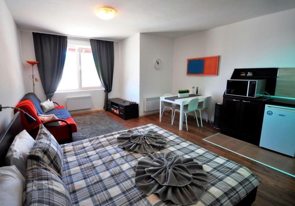 Apartman U Kompleksu Royal Towers Banszko Kültér fotó